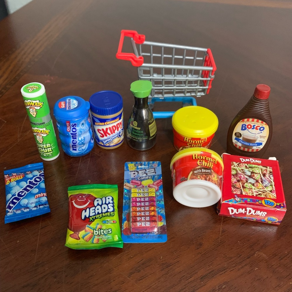Set of 12 5 Surprise Food Mini Brand Toys